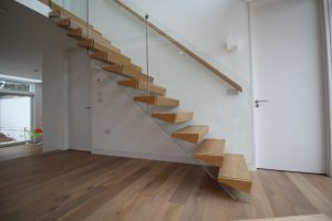 Bespoke Modern Cantileverd Stairs
