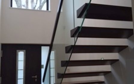 Cantilevered Stairs: A Modern and Elegant Design